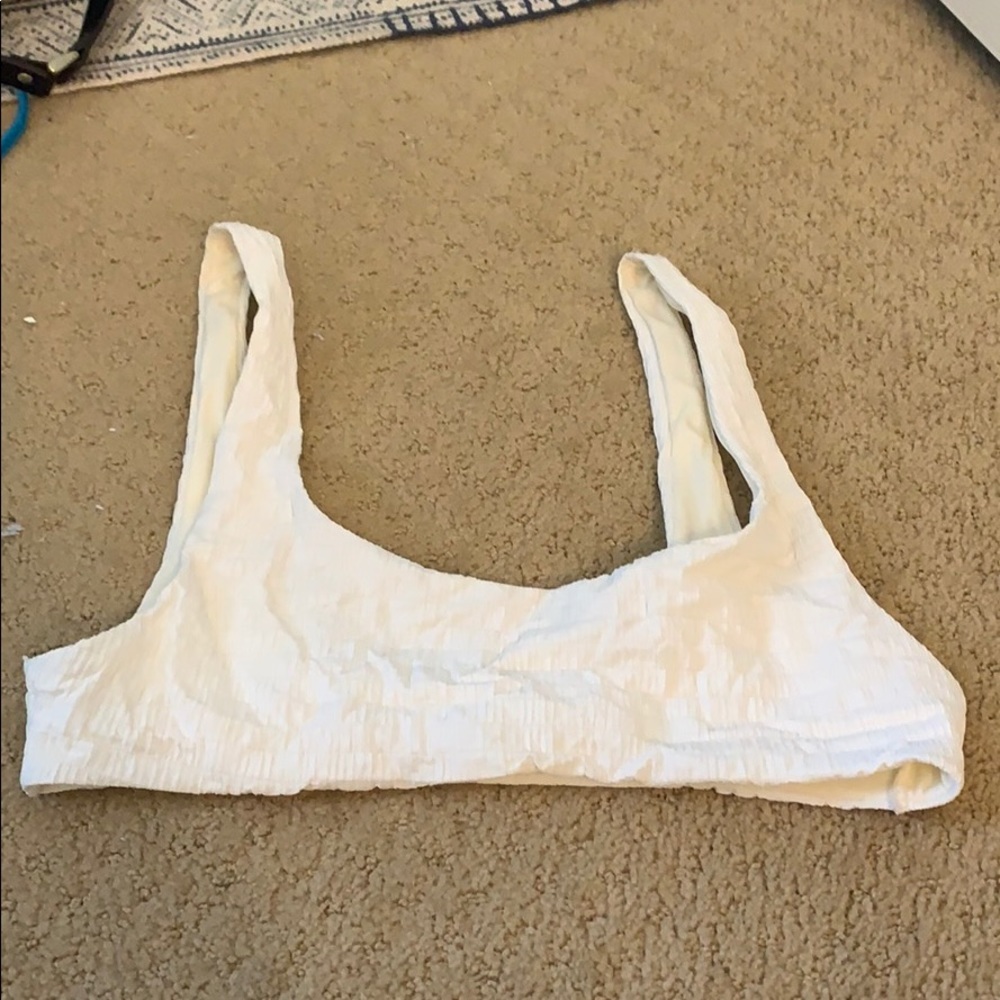 traingl bikini